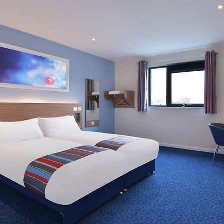Travelodge London Barking Exterior foto