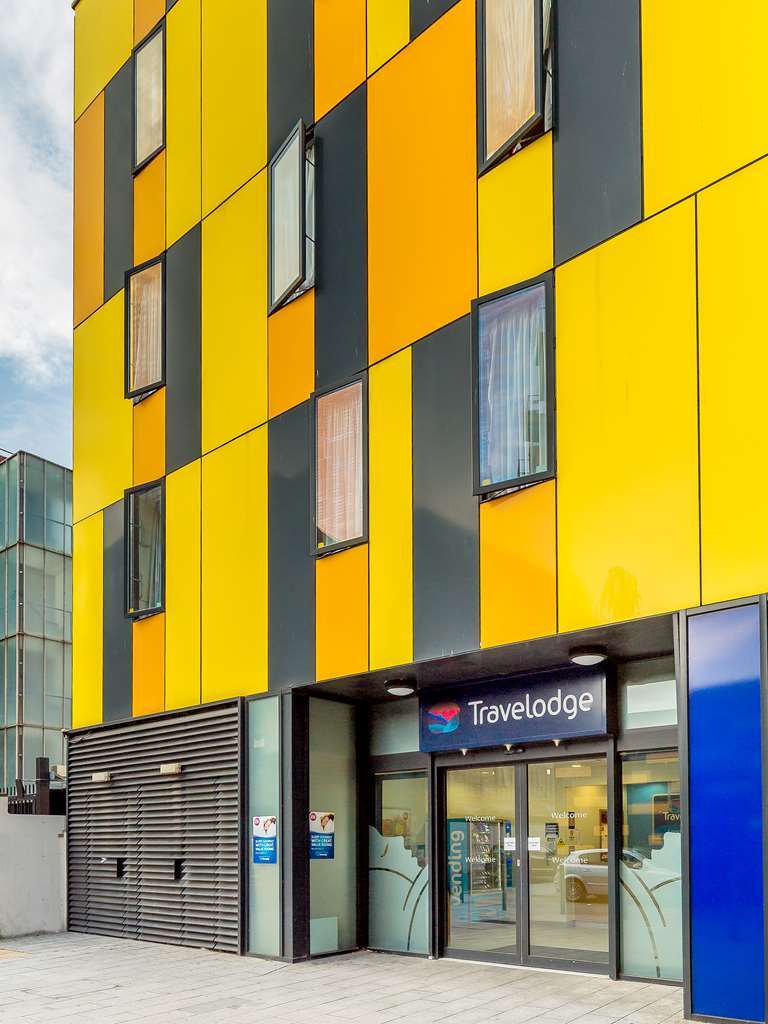Travelodge London Barking Exterior foto